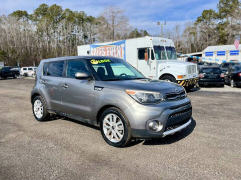 2017 Kia Soul +