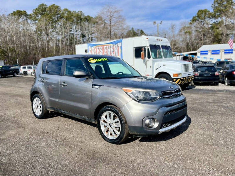 2017 Kia Soul +