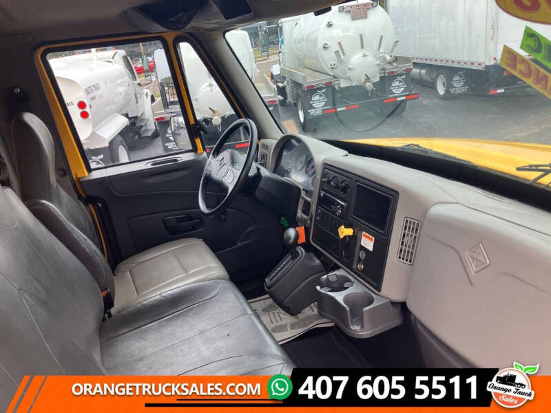2018 International DuraStar 4300