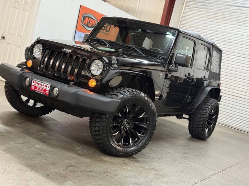 2015 Jeep Wrangler Unlimited Sahara's photo