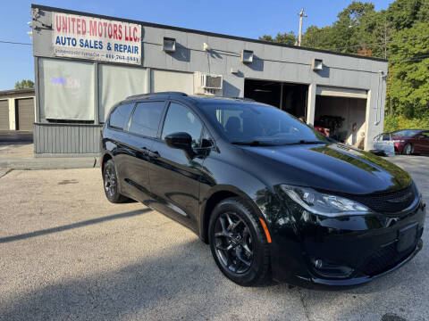 2020 Chrysler Pacifica Touring L 35th Anniversary