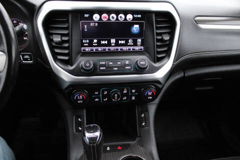 2017 GMC Acadia SLT-1