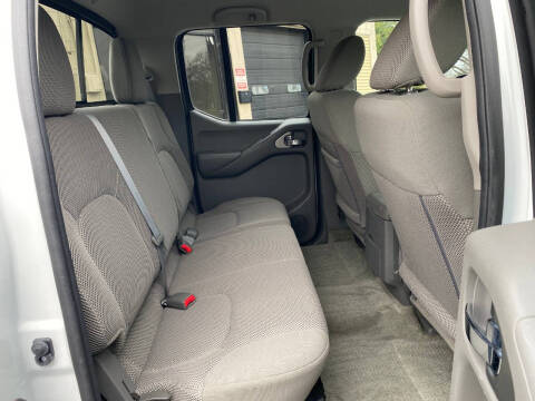 2016 Nissan Frontier SV