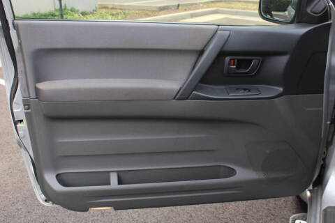 2000 Mitsubishi Pajero