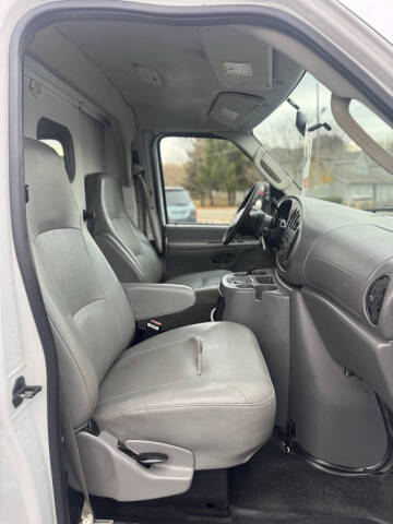 2006 Ford E-Series E-350 SD