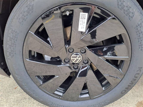 2025 Volkswagen Atlas SE