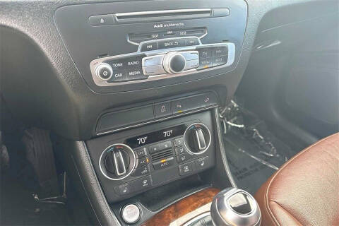 2017 Audi Q3 2.0T quattro Premium Plus