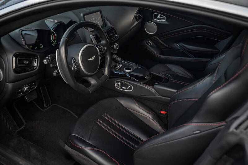 2020 Aston Martin Vantage