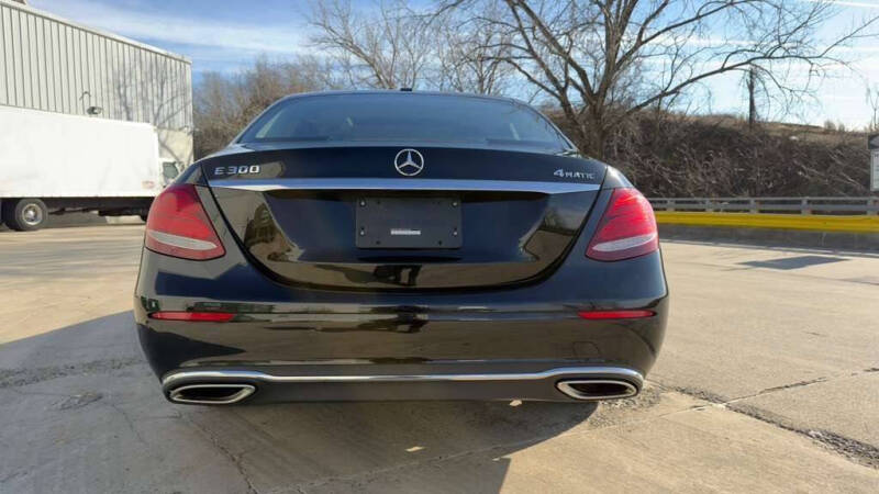 2017 Mercedes-Benz E-Class E 300 4MATIC