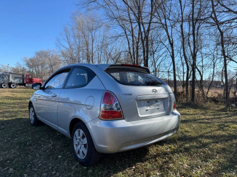 2010 Hyundai Accent GS