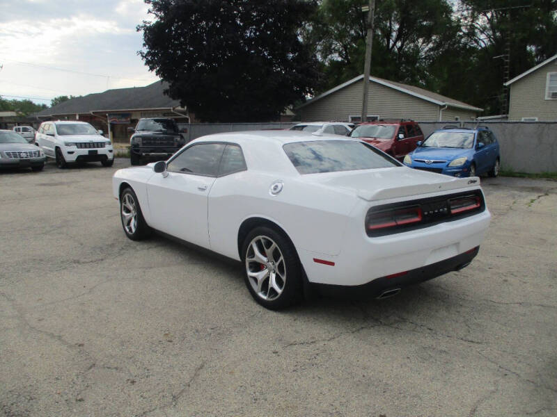 2015 Dodge Challenger SXT Plus