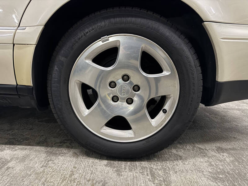 1999 Audi A8 quattro