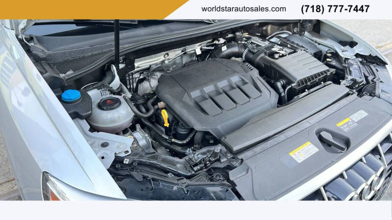 2022 Audi Q3 quattro Premium Plus 40 TFSI