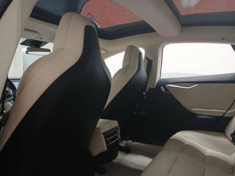2017 Tesla Model S 75D