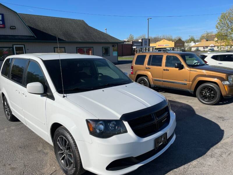 2018 Dodge Grand Caravan for sale at Mark Regan Auto Sales in Oswego NY