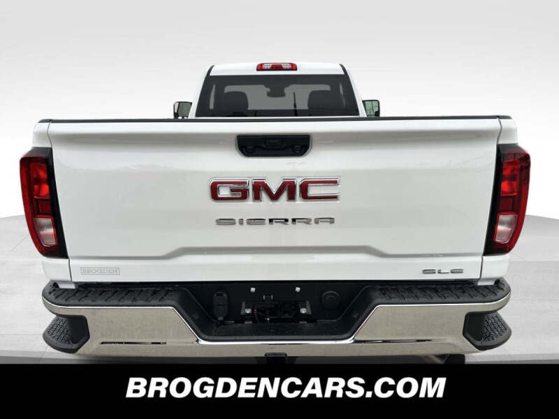 2026 GMC Sierra 3500HD SLE - Photo 10