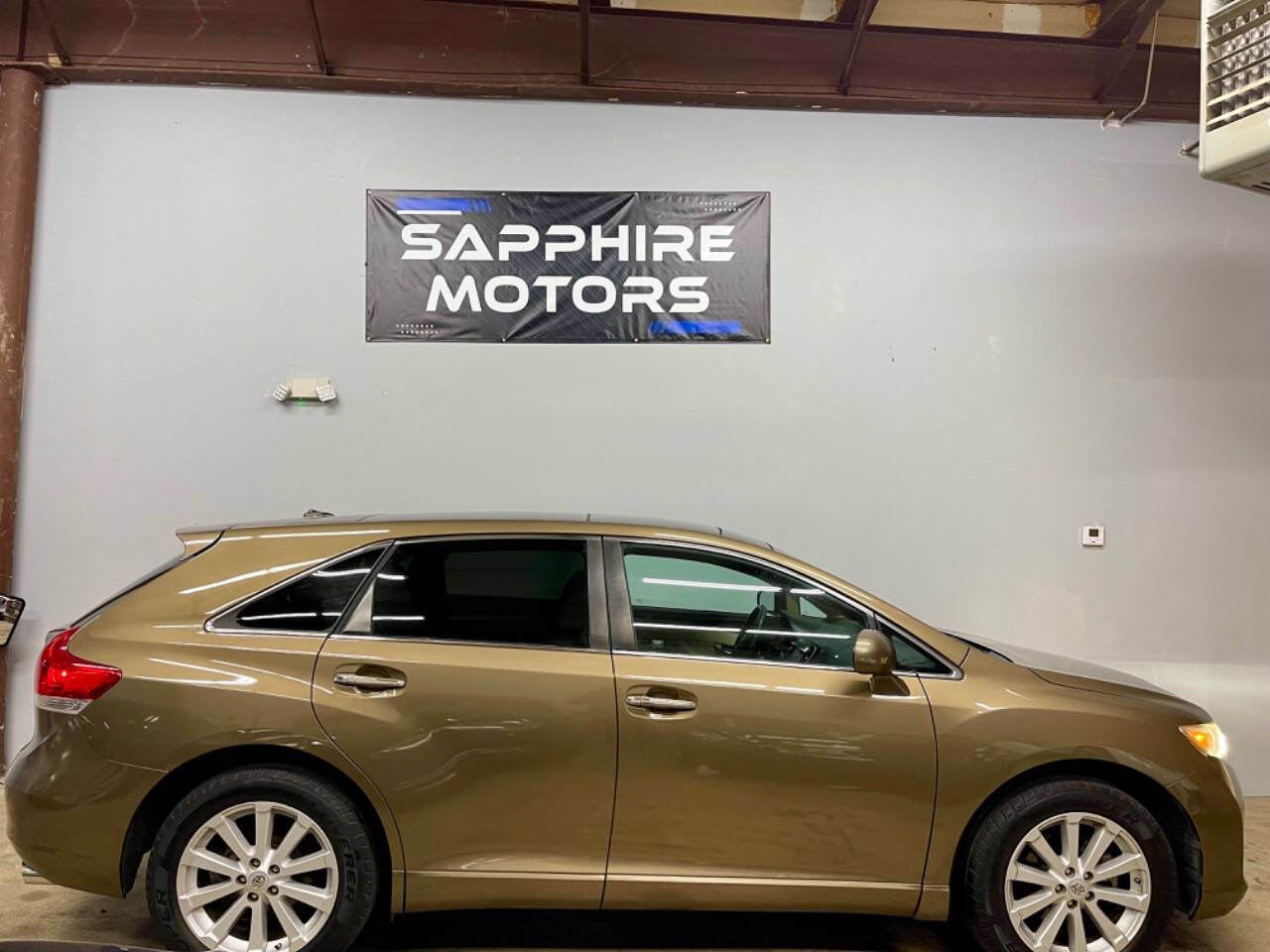 2010 Toyota Venza for sale at Sapphire Motors in Gurnee, IL