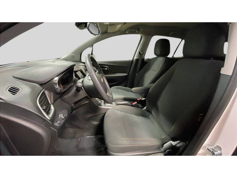 2022 Chevrolet Trax LS