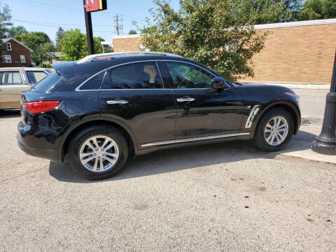 2014 Infiniti QX70 for sale at KUDICK AUTOMOTIVE in Coleman WI
