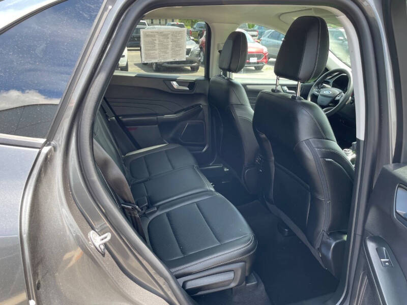 2022 Ford Escape SEL
