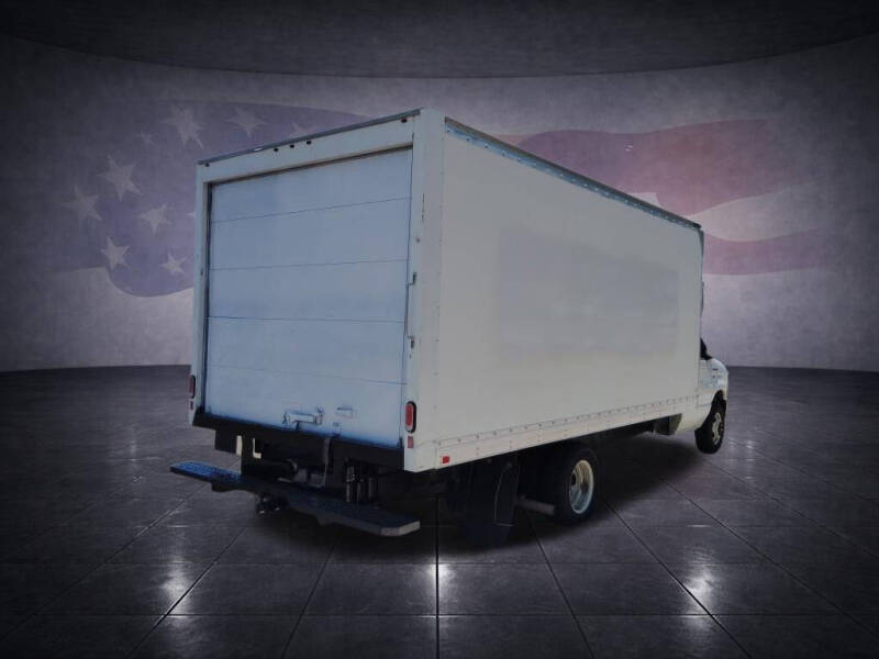 2019 Ford E-Series