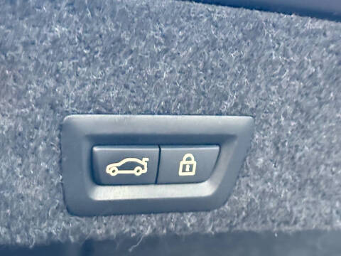 2011 BMW 5 Series 550i xDrive