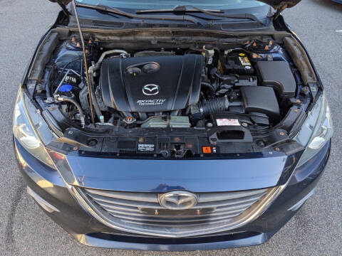 2015 Mazda MAZDA3 i Sport