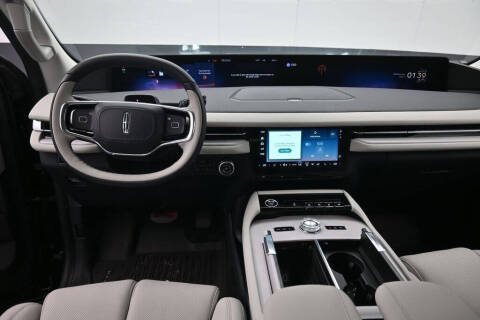 2026 Lincoln Navigator L Premiere