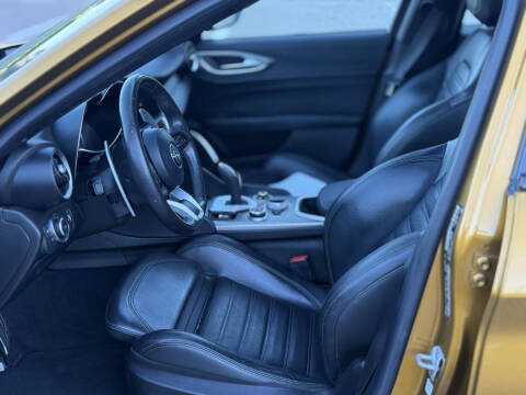 2023 Alfa Romeo Giulia Veloce