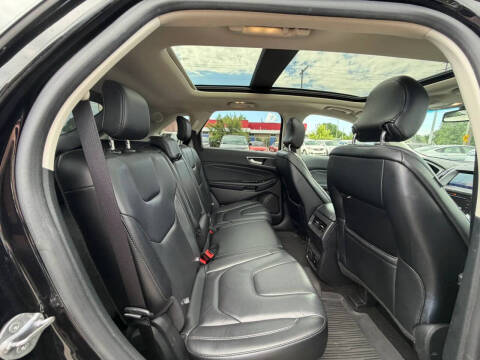 2019 Ford Edge Titanium