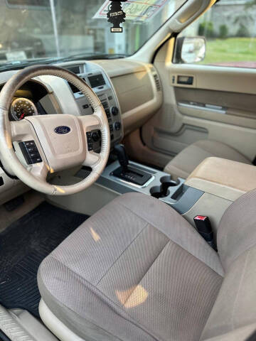2009 Ford Escape XLT