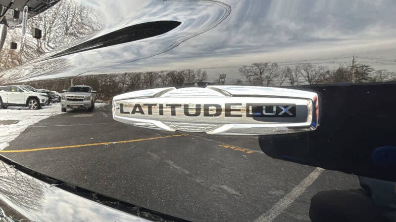 2023 Jeep Compass Latitude Lux