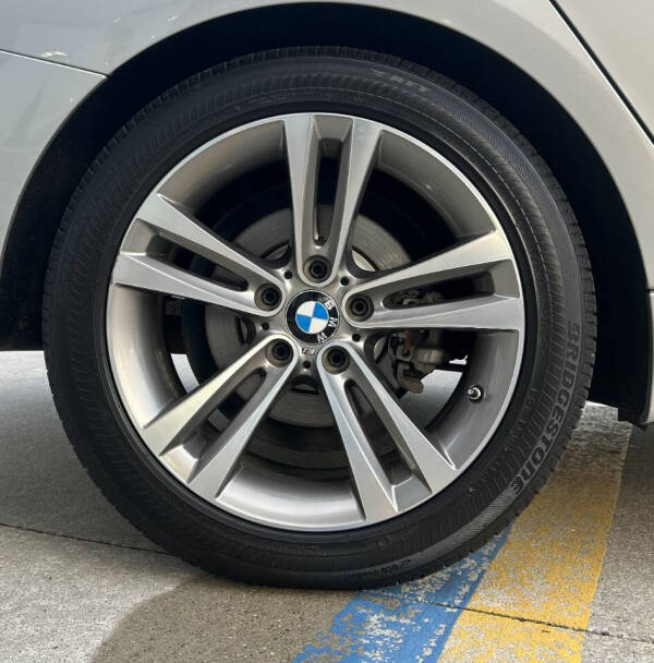 2018 BMW 3 Series 330i xDrive Gran Turismo