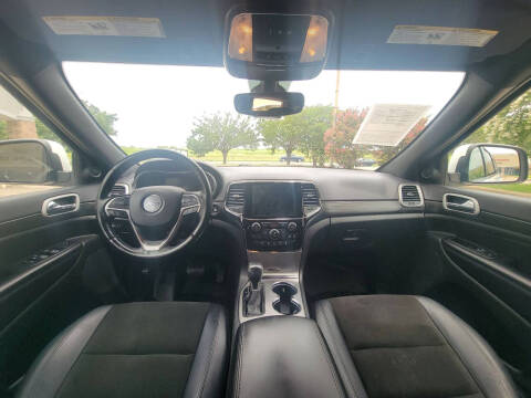 2020 Jeep Grand Cherokee Altitude