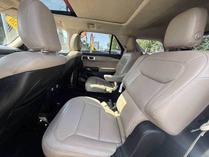 2020 Ford Explorer XLT
