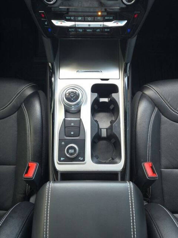 2024 Ford Explorer ST