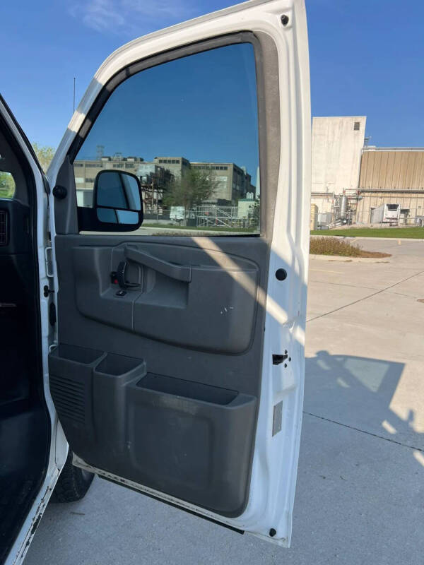 2016 Chevrolet Express 2500