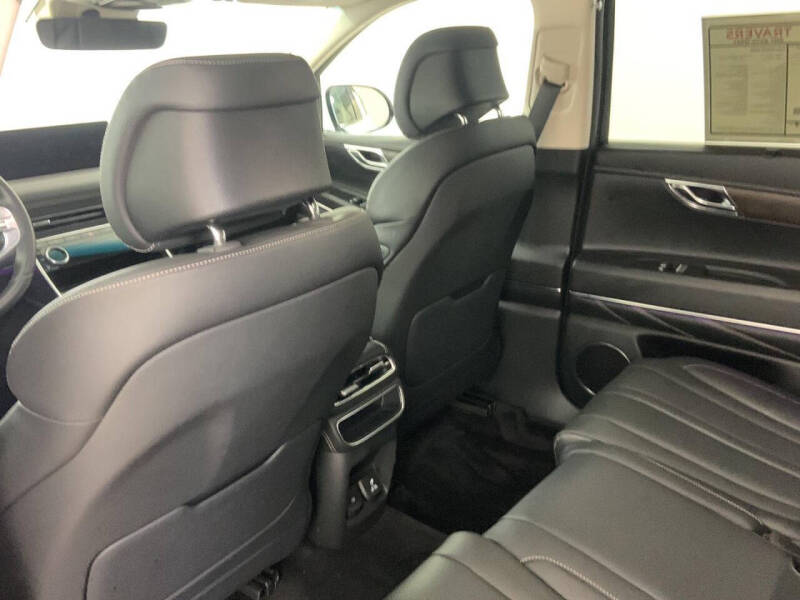 2024 Genesis GV80 2.5T