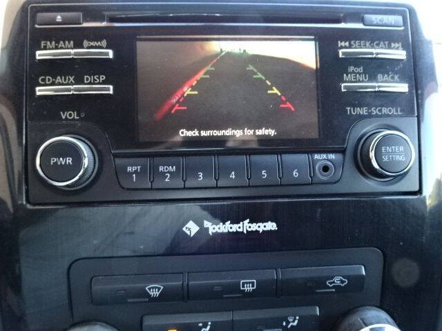 2014 Nissan Titan SV