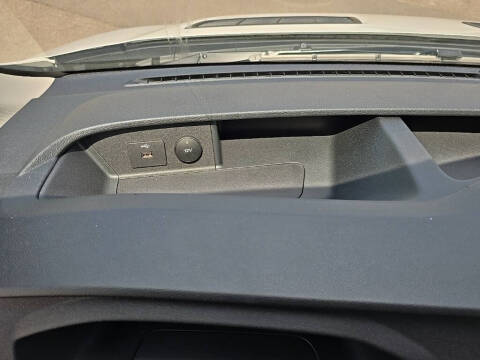 2025 Ford Transit 250