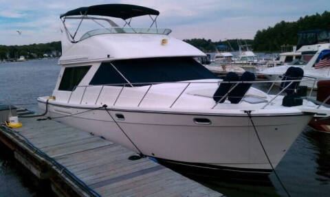 2002 Bayliner 3988 for sale at CJ Clark's New England Motor Car Company in Hudson NH