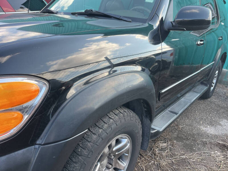 2004 Toyota Sequoia Limited