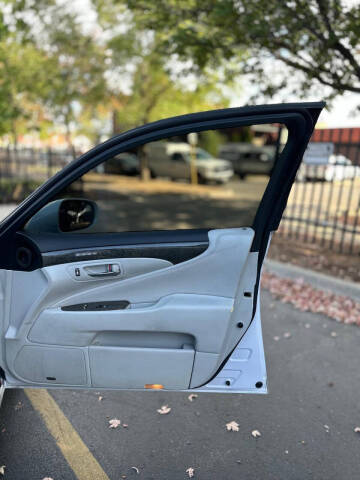 2009 Lexus LS 460