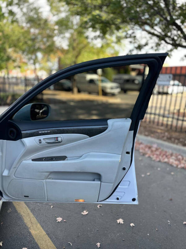 2009 Lexus LS 460