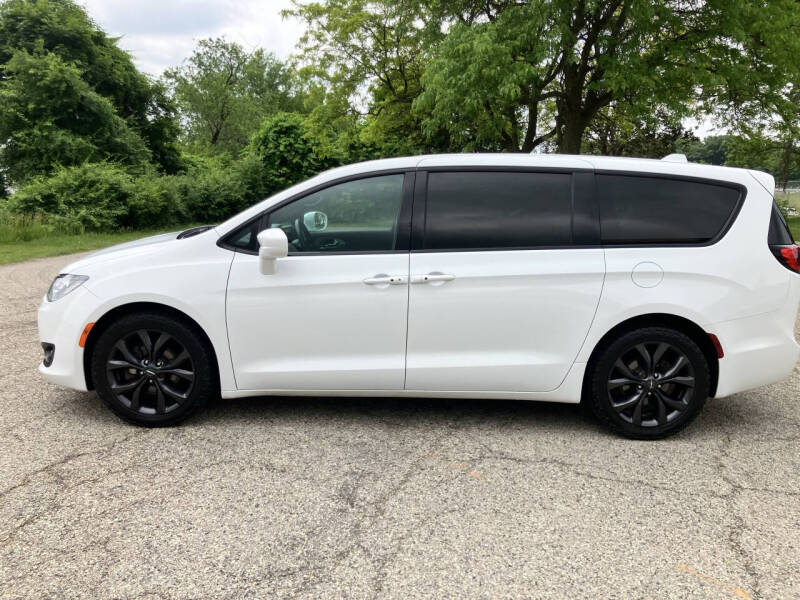 2018 Chrysler Pacifica Touring Plus