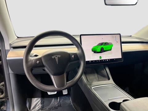 2023 Tesla Model Y Performance