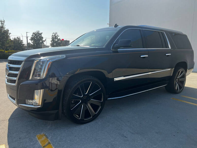 2015 Cadillac Escalade ESV for sale at Leone Auto Sales in Bradenton FL
