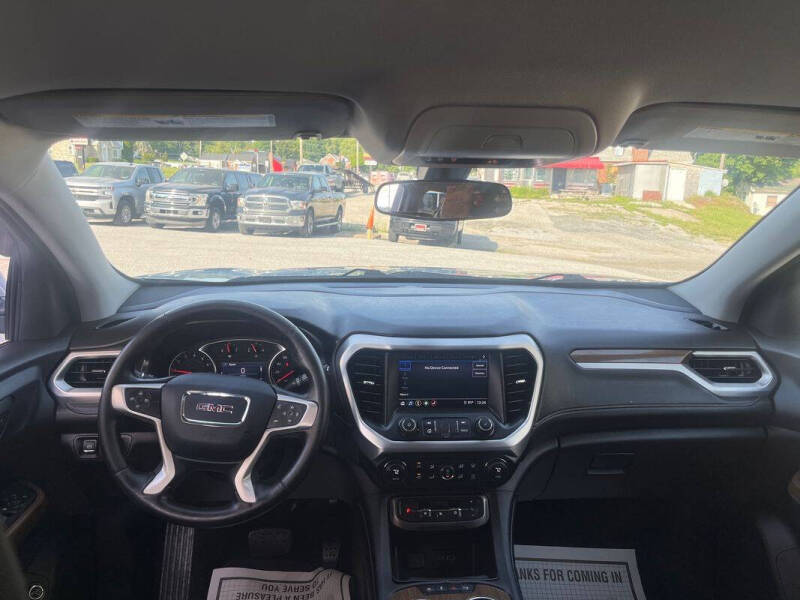 2020 GMC Acadia SLE