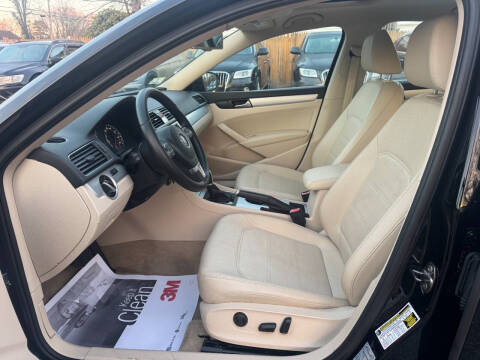 2013 Volkswagen Passat SE PZEV