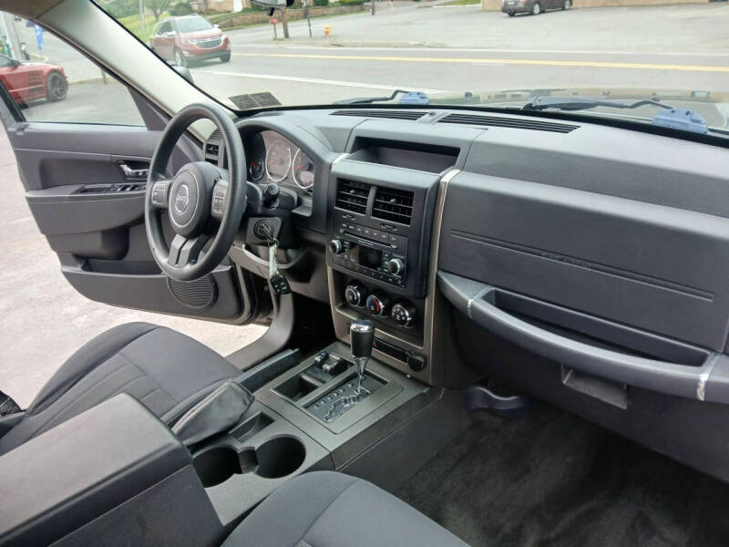 2012 Jeep Liberty Sport